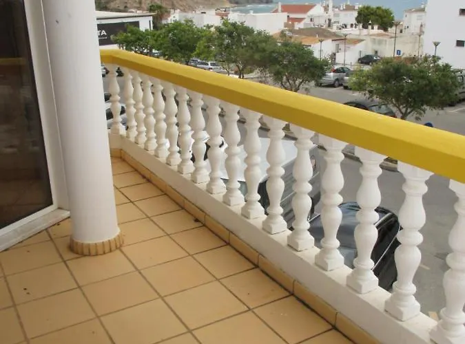 Lote 8 casa amarela